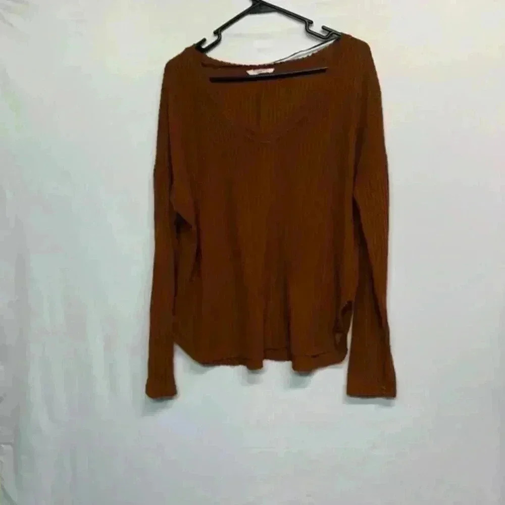 Double zero Knit Henley Top
